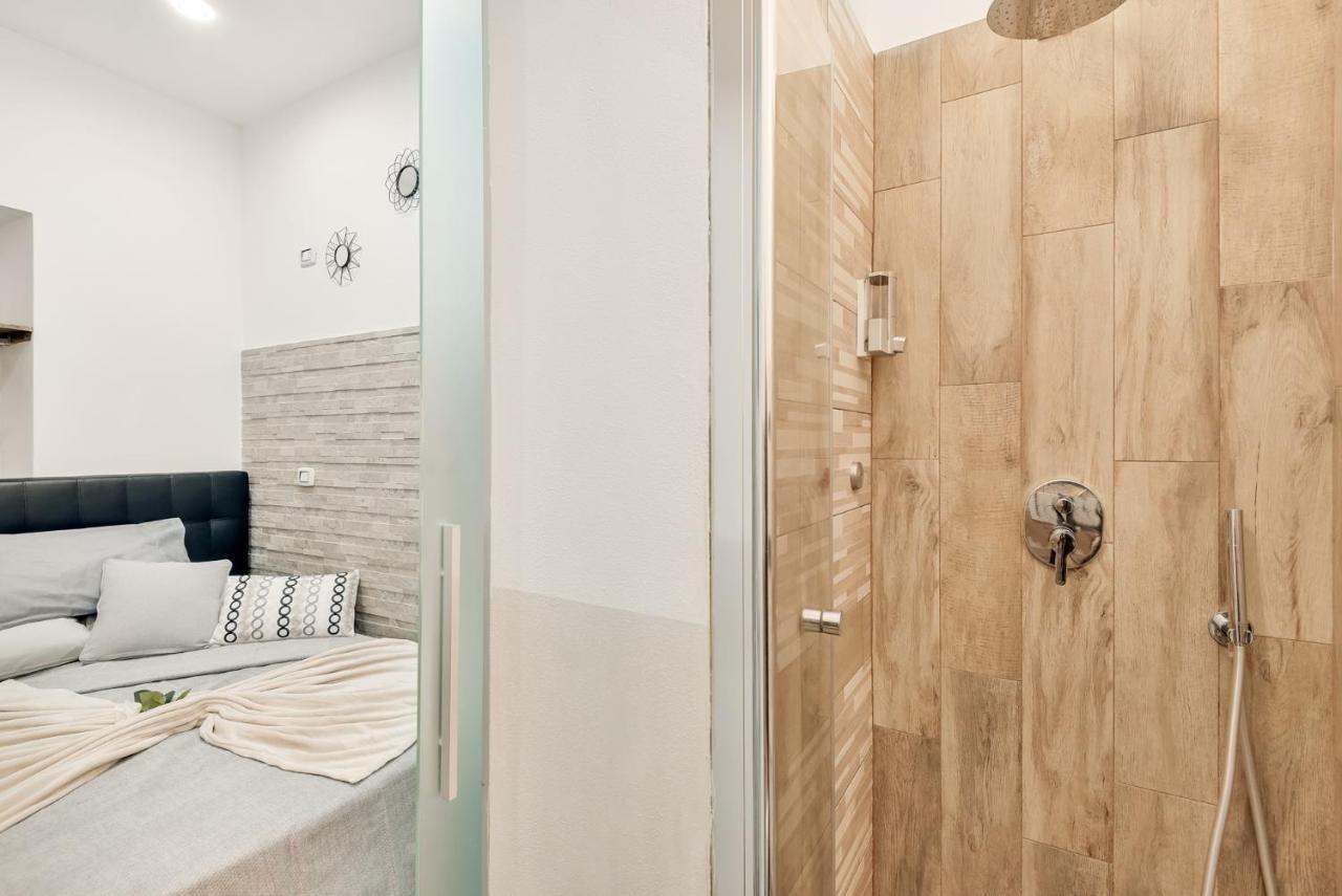 Alby Express Rooms 斯培西亚 外观 照片
